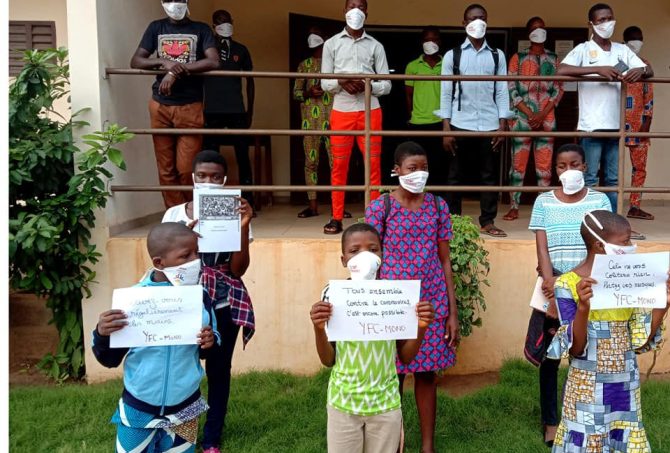Junge YFC-Freiwillige gehen in Benin gegen das Coronavirus vor
